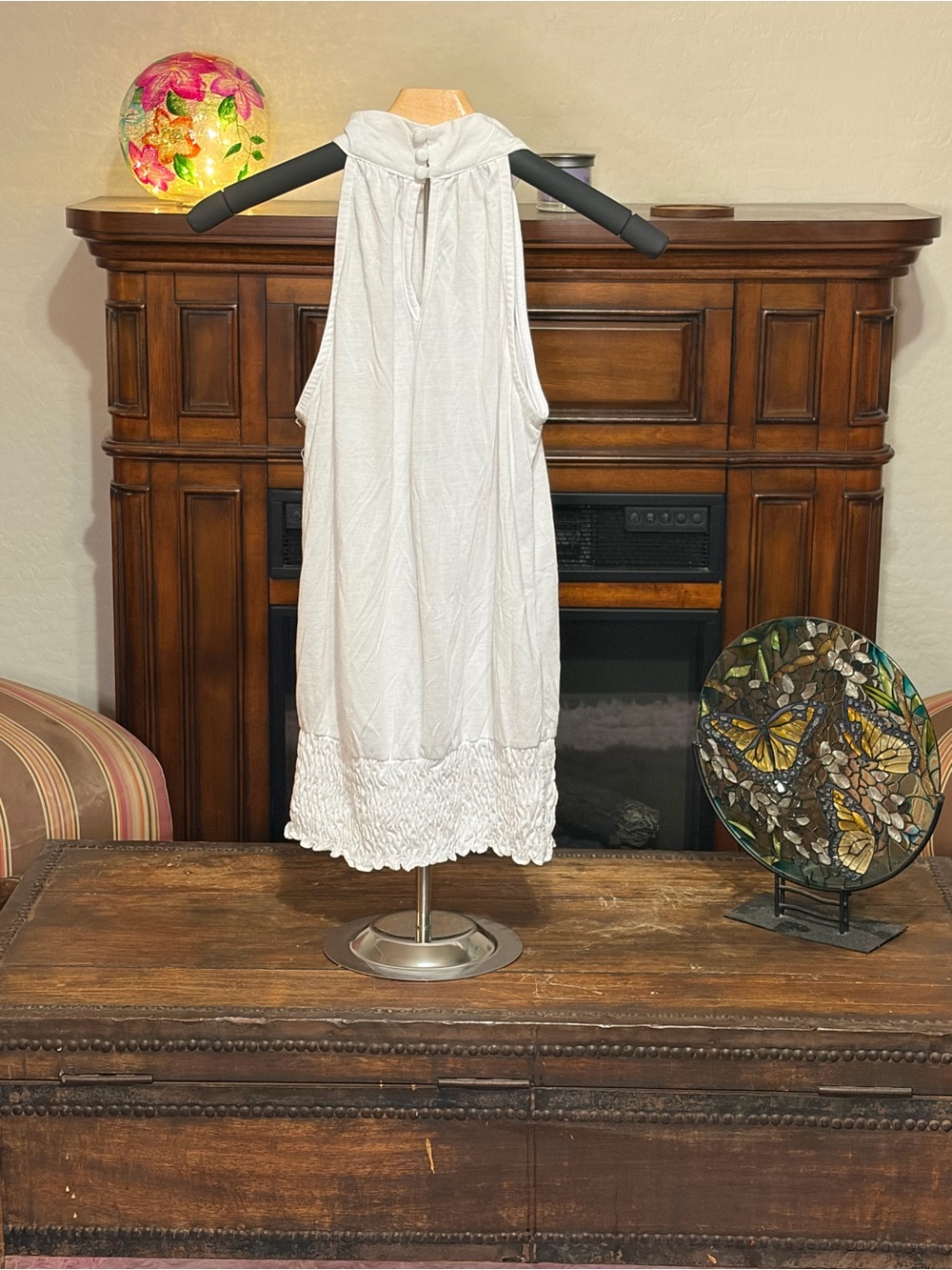 Derek Heart White Sleeveless High Neck Top - Picture 3 of 7